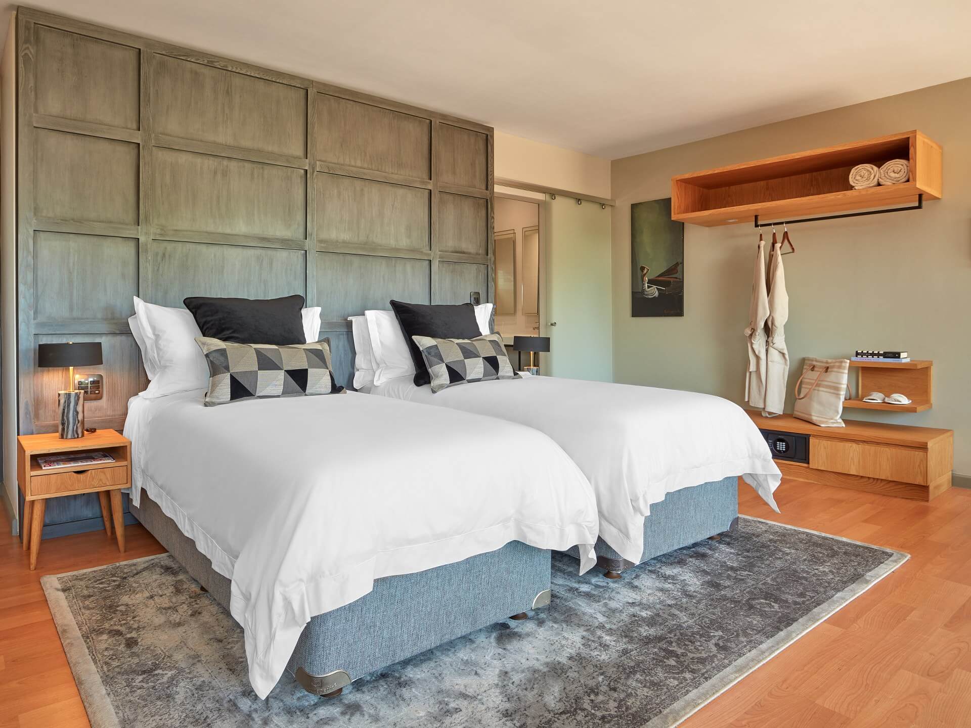 Horizon Suite - The Cliffside | Northcliff Ridge, Gauteng